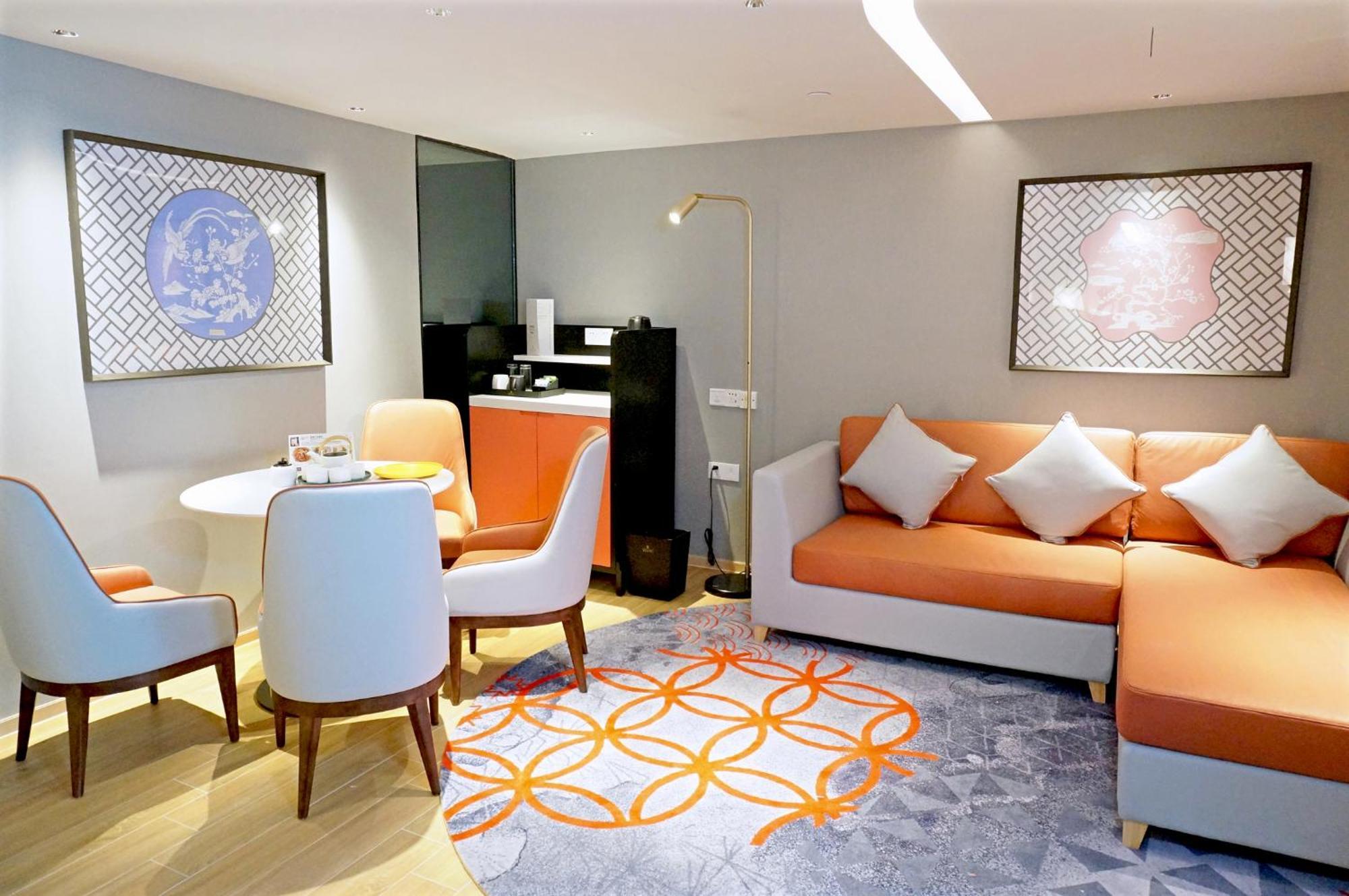 Voco Guangzhou Shifu By Ihg Hotel Exterior photo