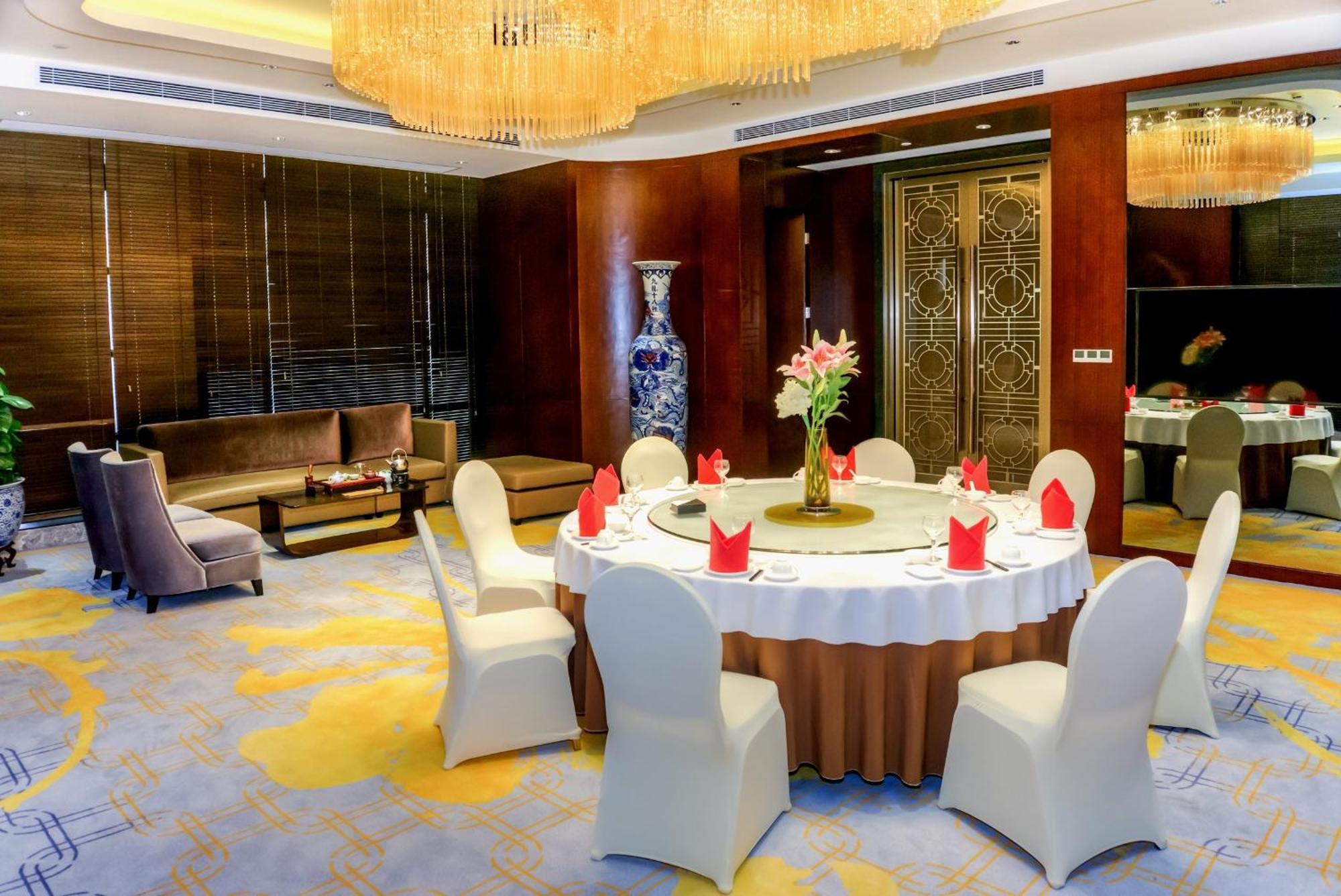 Voco Guangzhou Shifu By Ihg Hotel Exterior photo